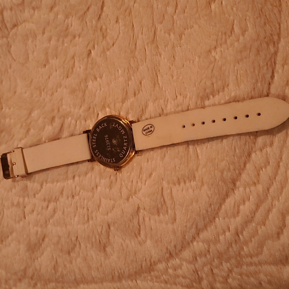 Watch - Picture 3 of 4